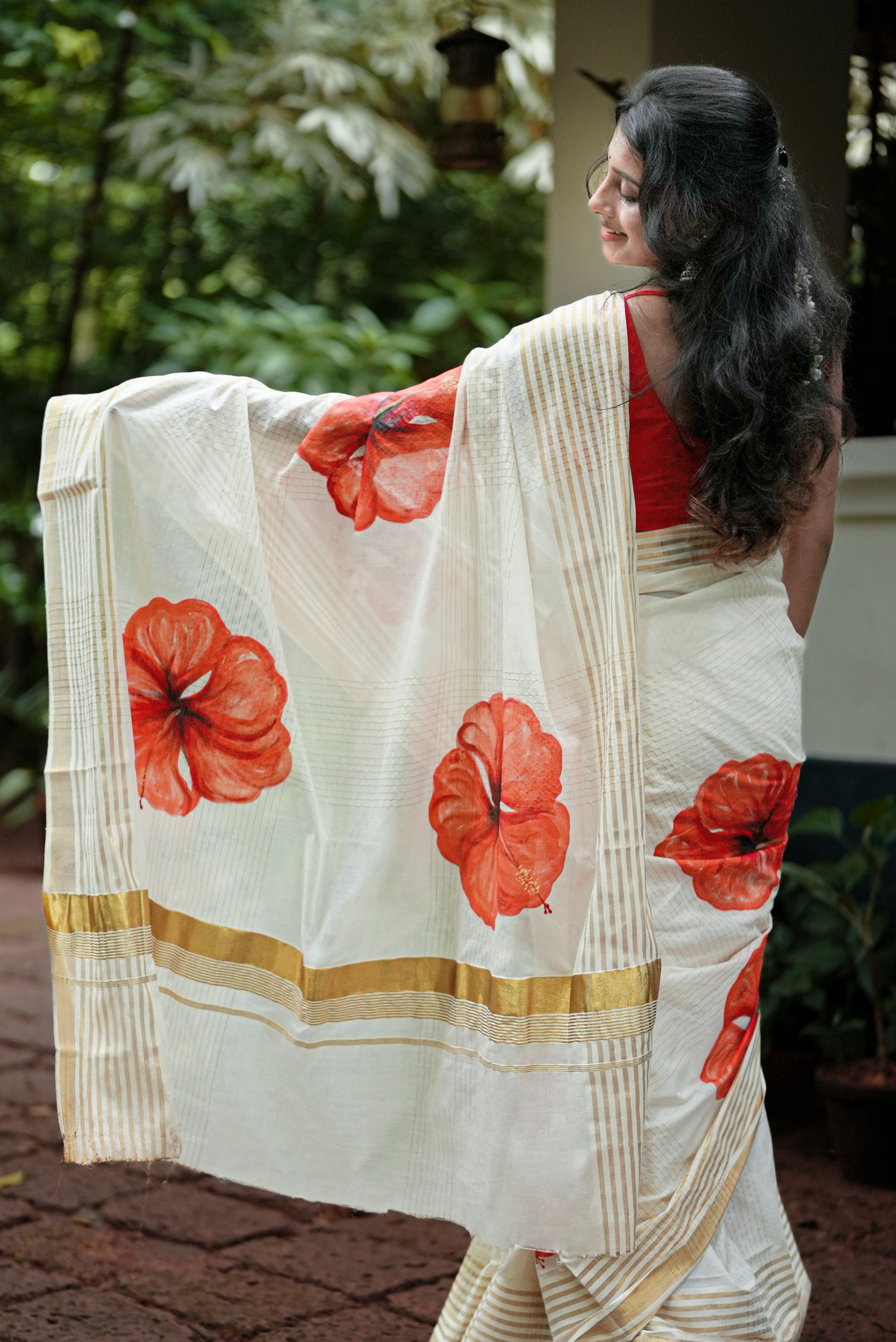 Thiruvona Chembarathi Hand Painted Kerala Saree