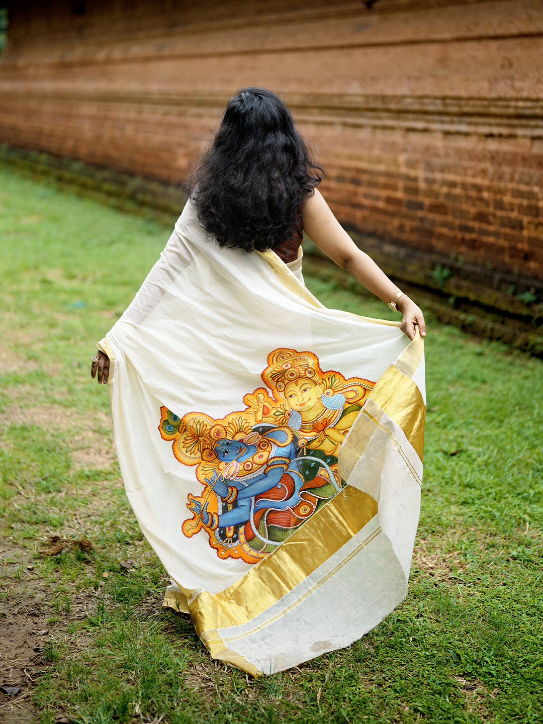Model wearing Krishna Radha mural painting Kerala saree – Fabus Frames