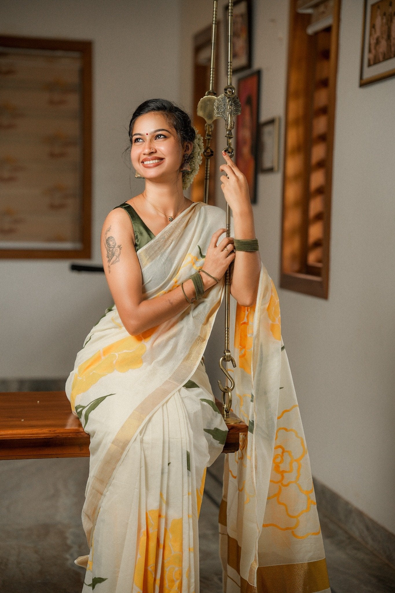 Jamanthi Poo  Saree